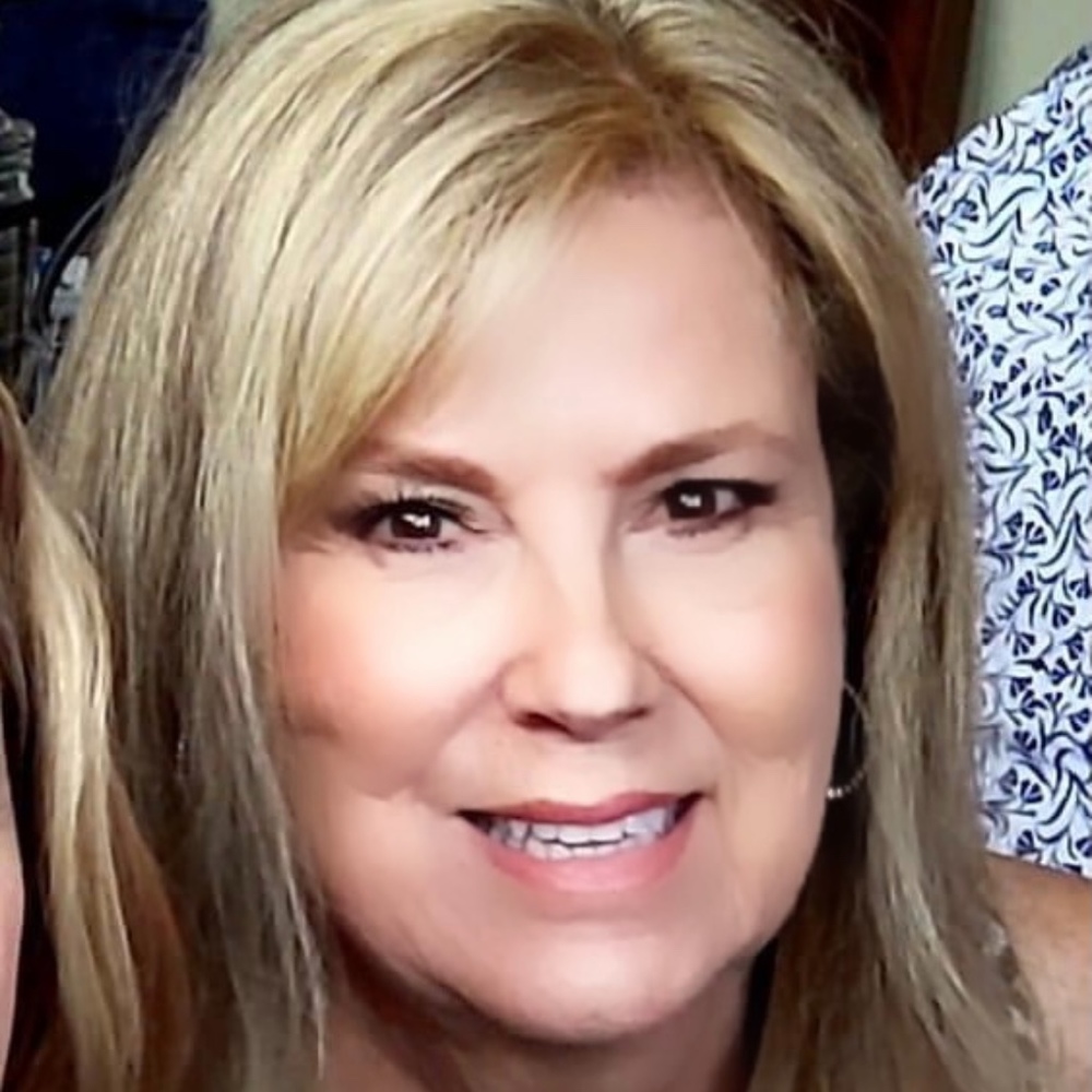Meet your Posher, Carla